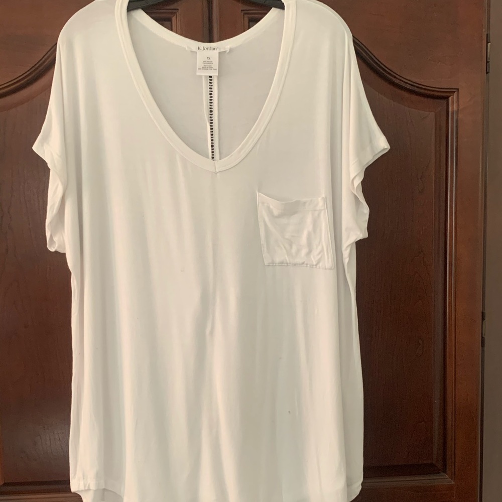 Tunic length T-shirt from K.Jordan🥰